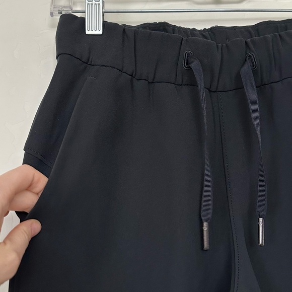 Lululemon On The Fly Pant *Woven 27" Black - Picture 7 of 12